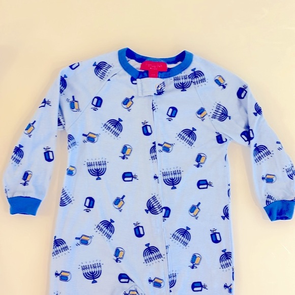 Hanukkah Macys Family Toddler Pajamas/ Dreidal Pajamas/Menorah Pajamas - Picture 2 of 6